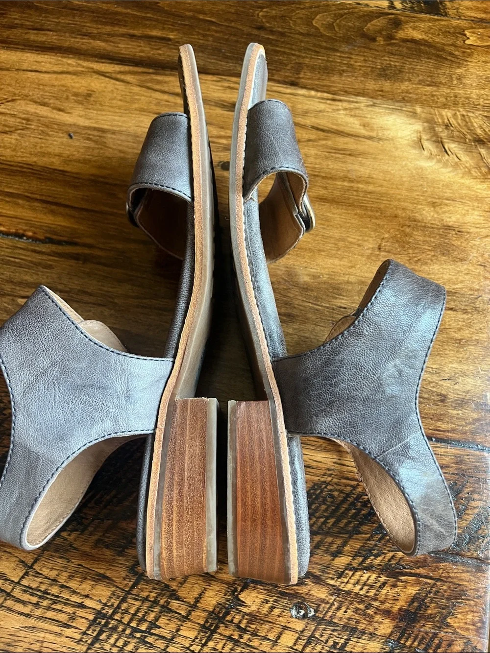 Sofft Sz 10 Gray Nerissa Strap Sandal Boho Comfy